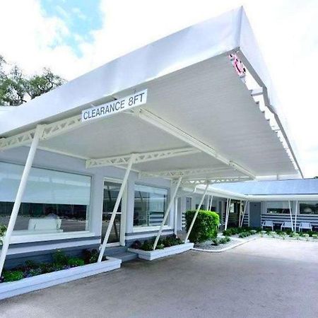 Sun Plaza Motel Silver Springs Exterior foto